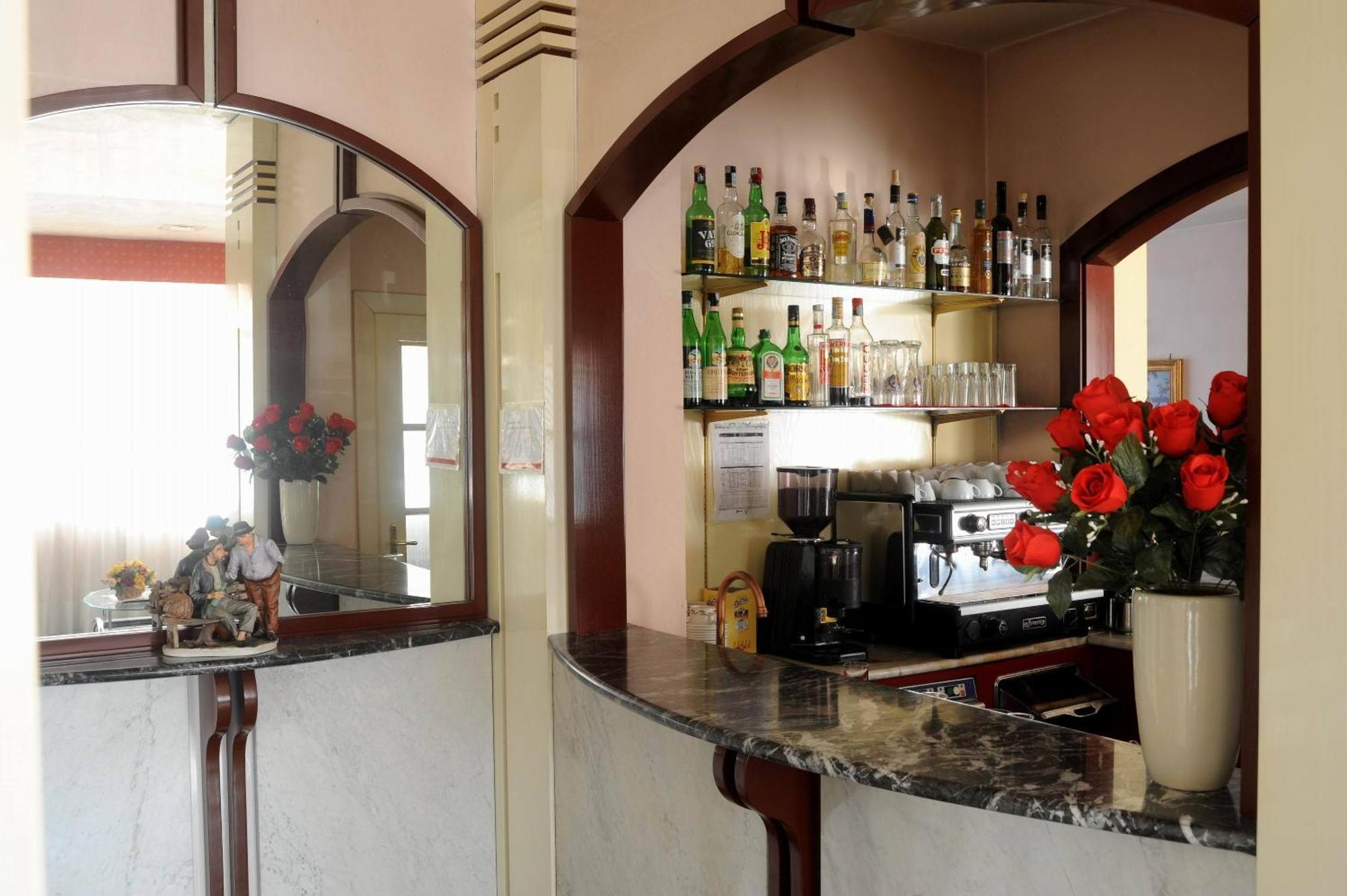 Hotel Master Albignasego Εξωτερικό φωτογραφία